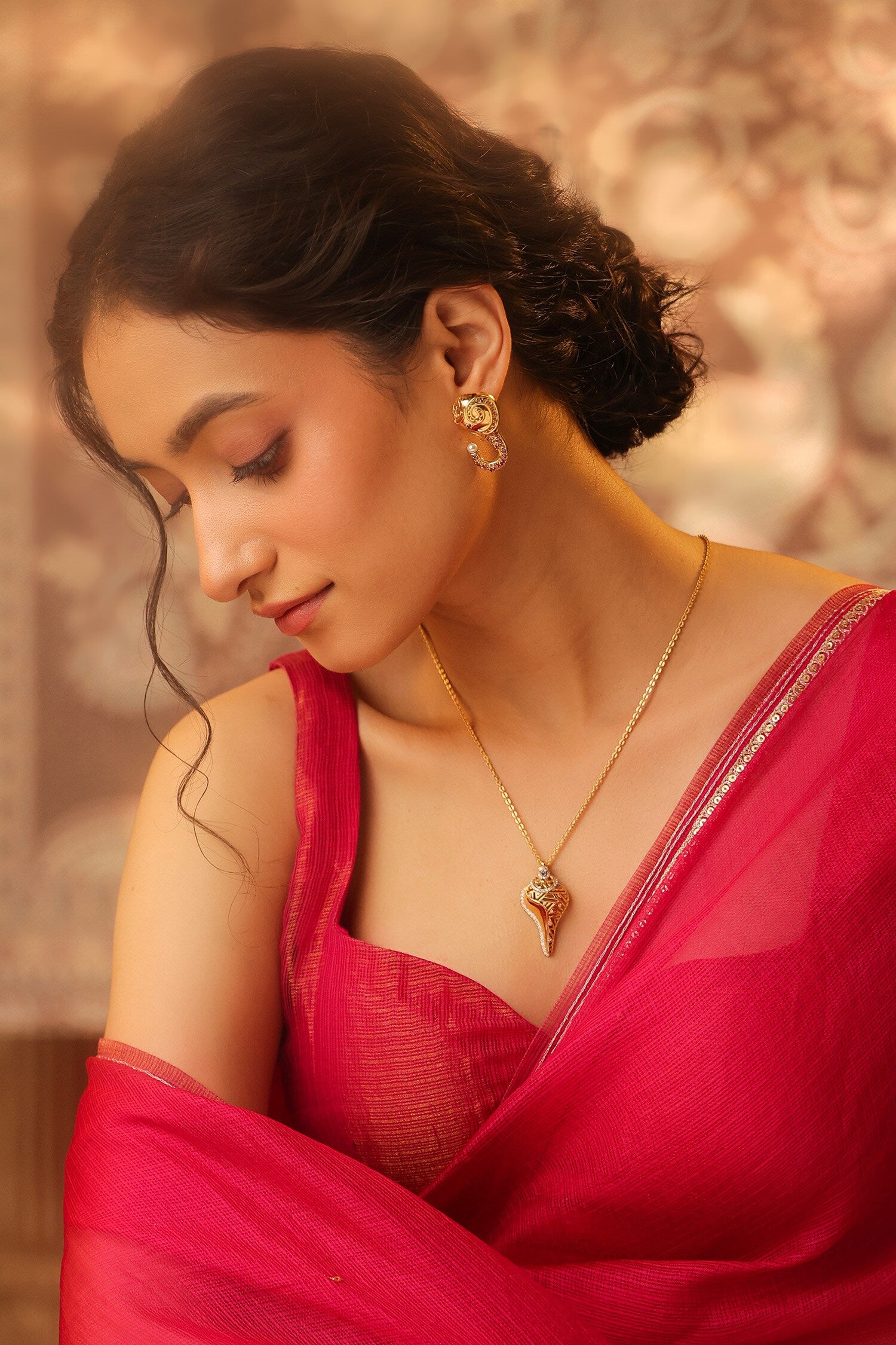 Designer Gold Pendant Necklace 