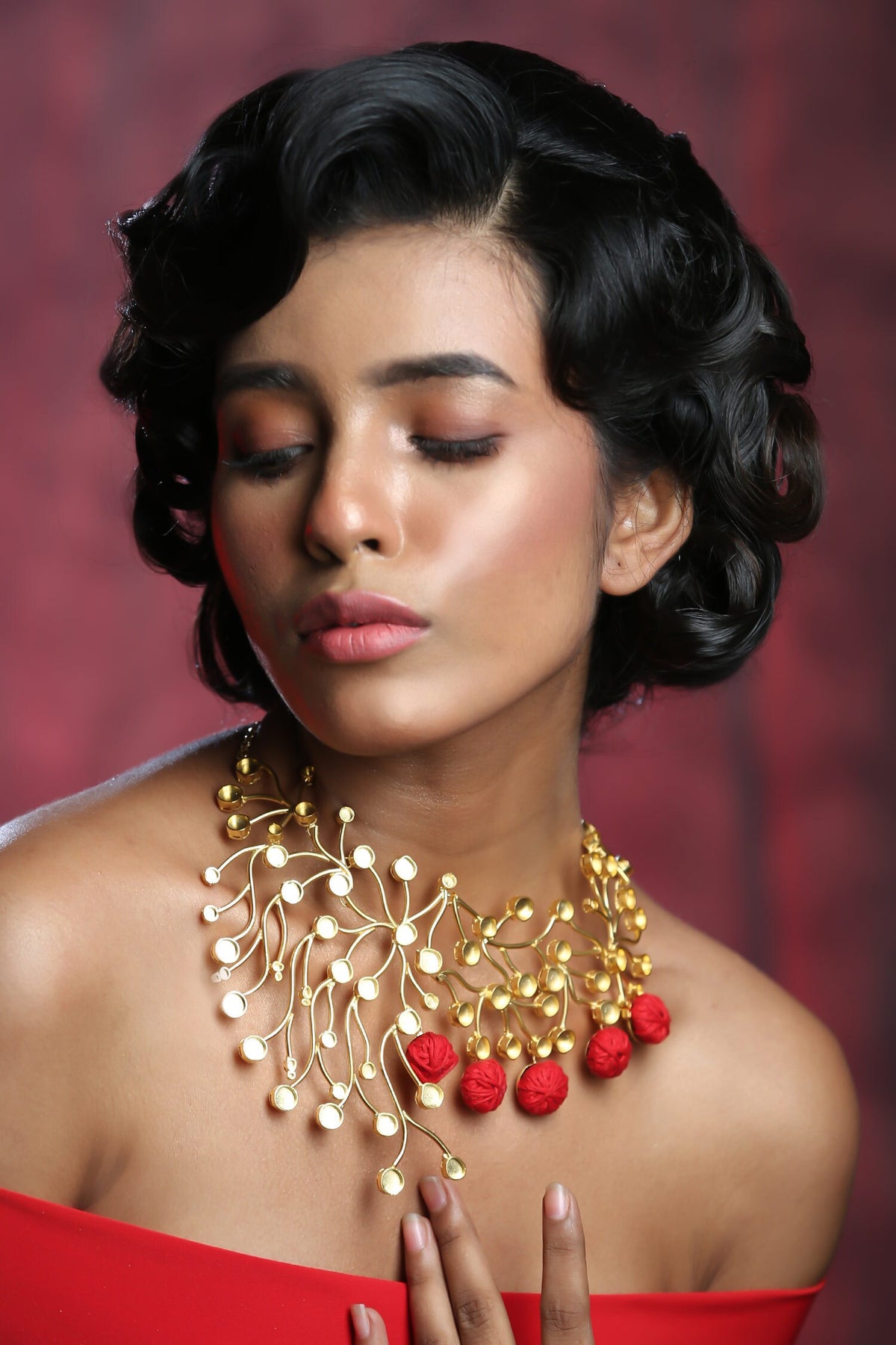 Gold Plated Contemporary Choker Necklace 