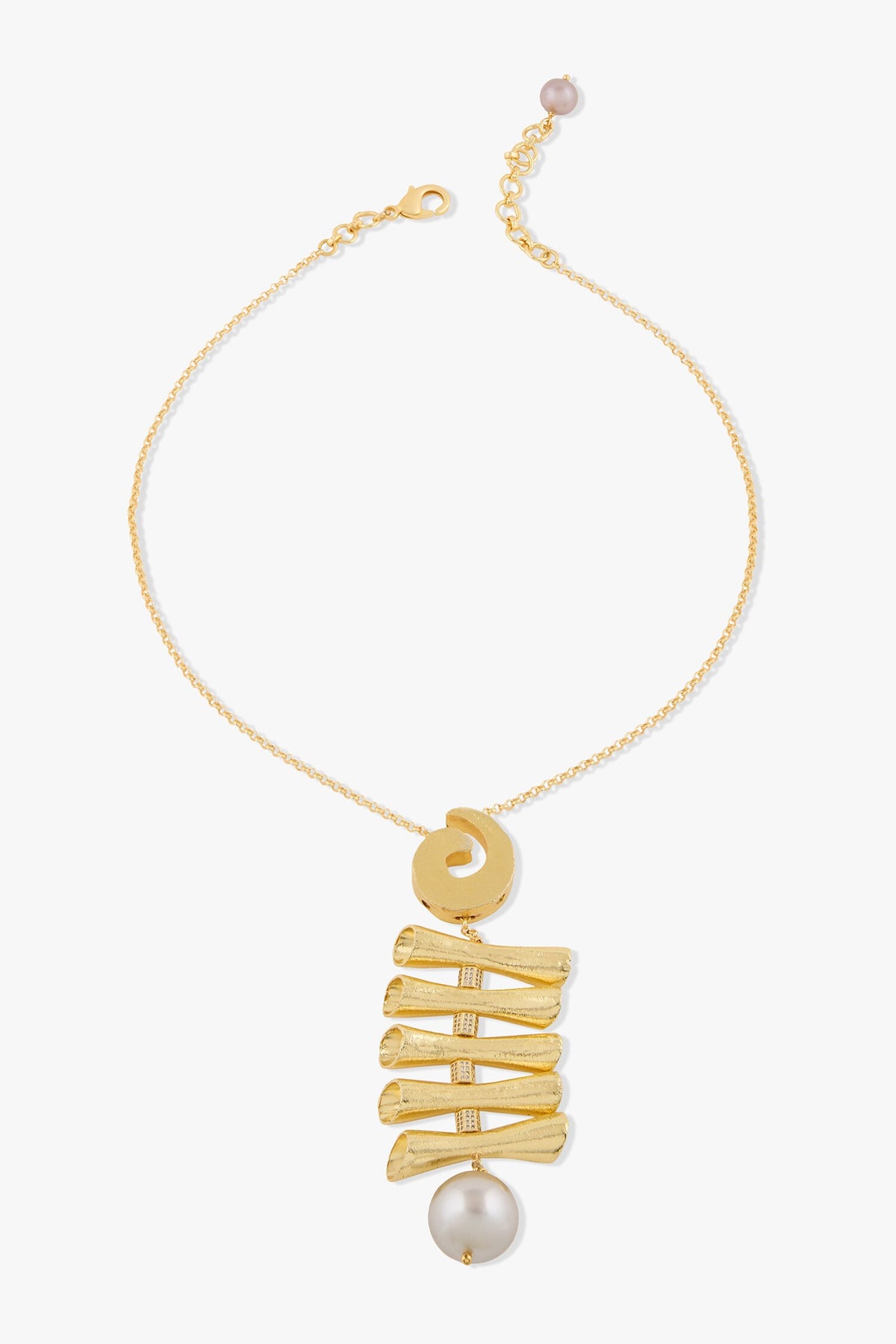 Thenira Gold Pendant Necklace 