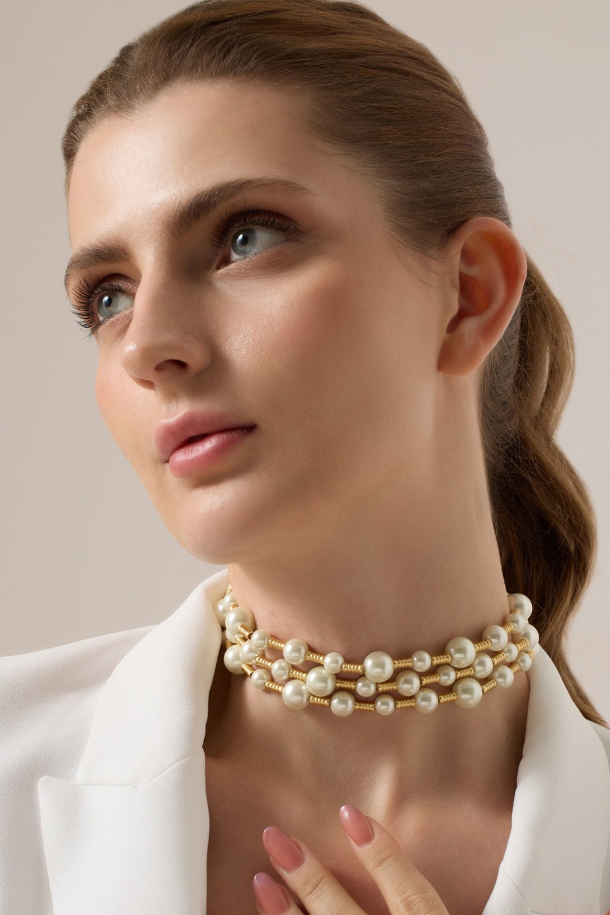 Gold Pearl Choker 