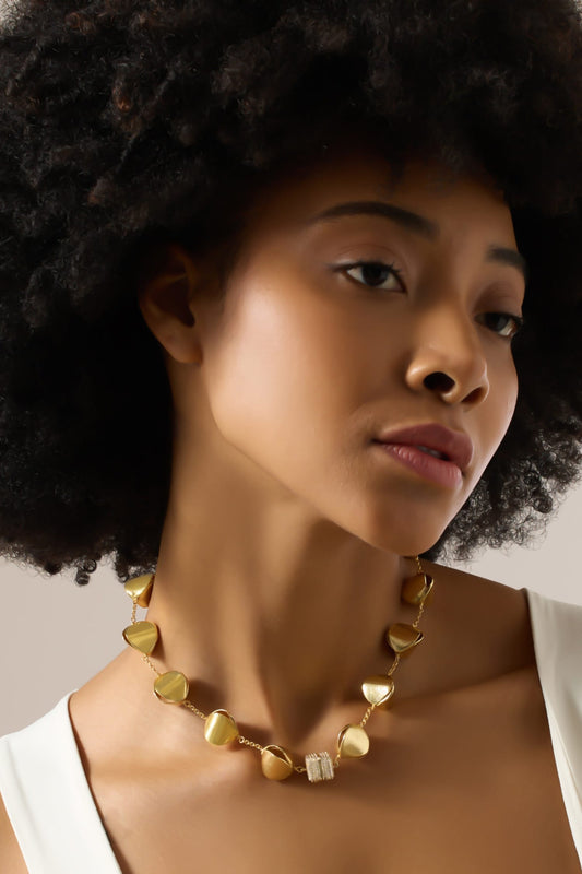 Sculpted Gold Doreya Necklace 