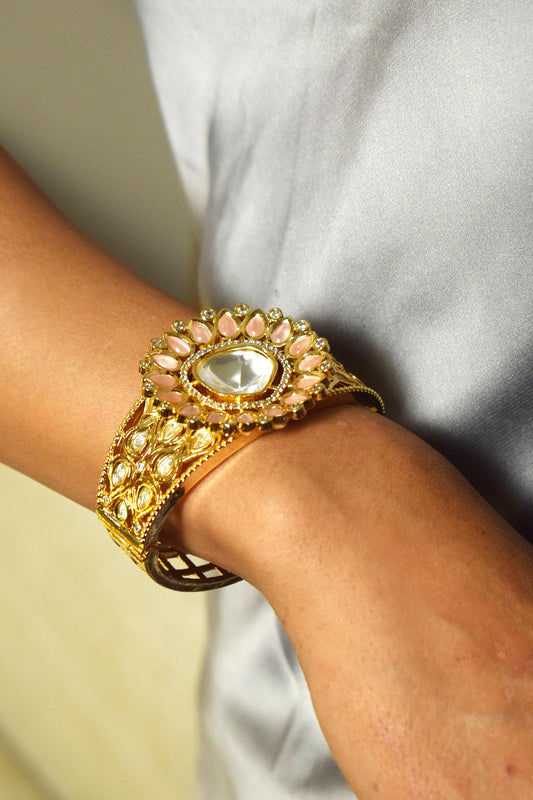 Gold Cutout Moissanite Bangle 
