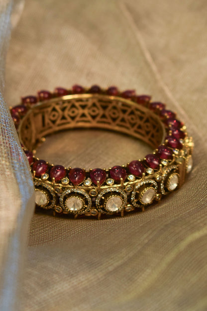Designer Antique Gold Bangle with Moissanite & Ruby 