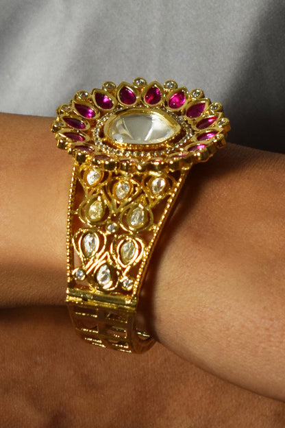 Gold Cutout Moissanite & Ruby Bracelet 