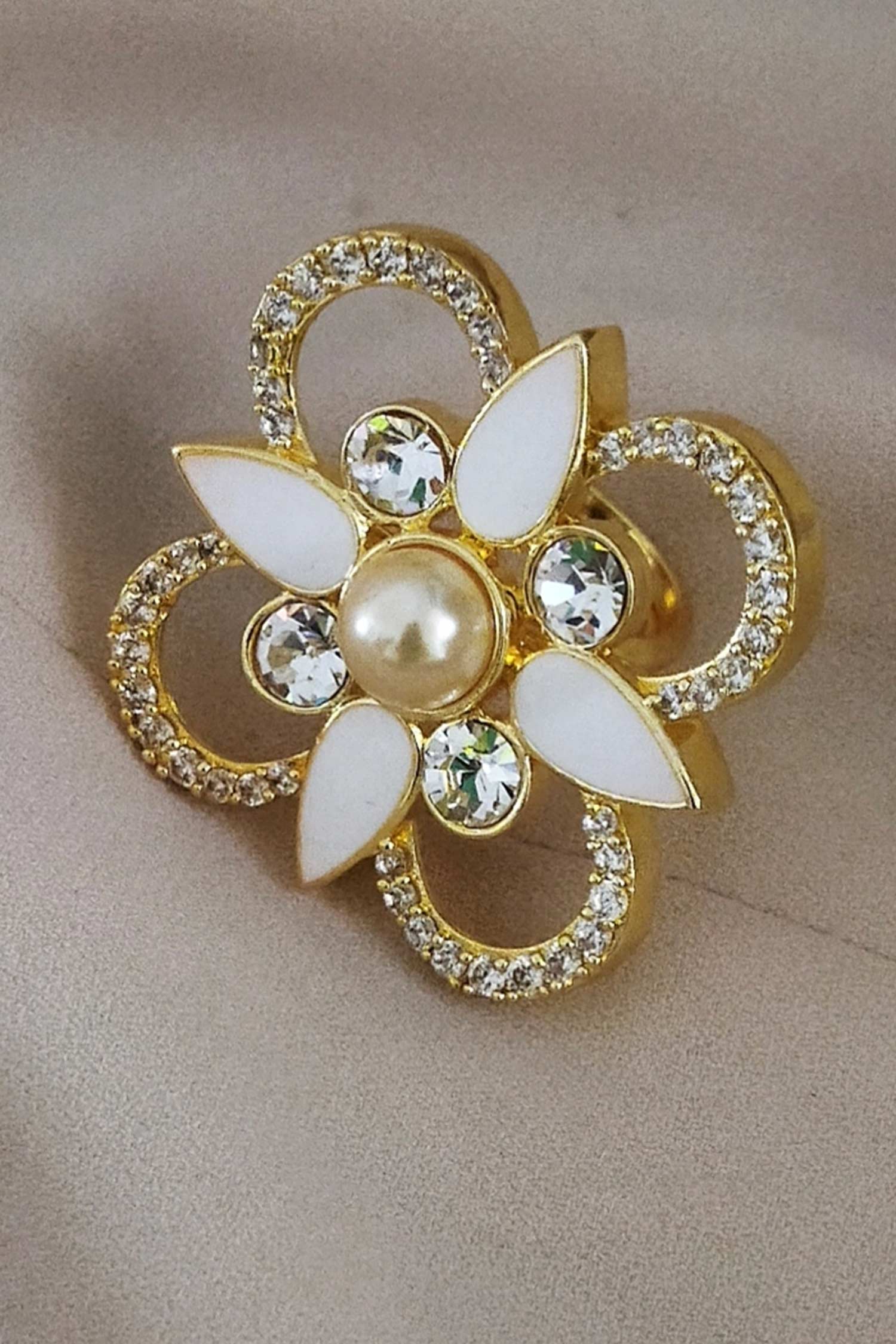 Floral Crystal Ring 