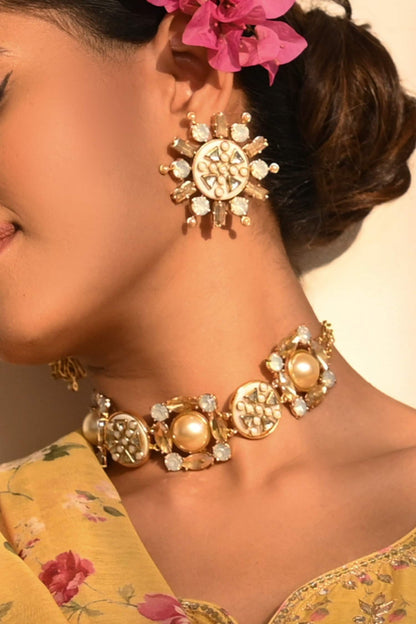 Rubaina Kundan Stud Earrings 