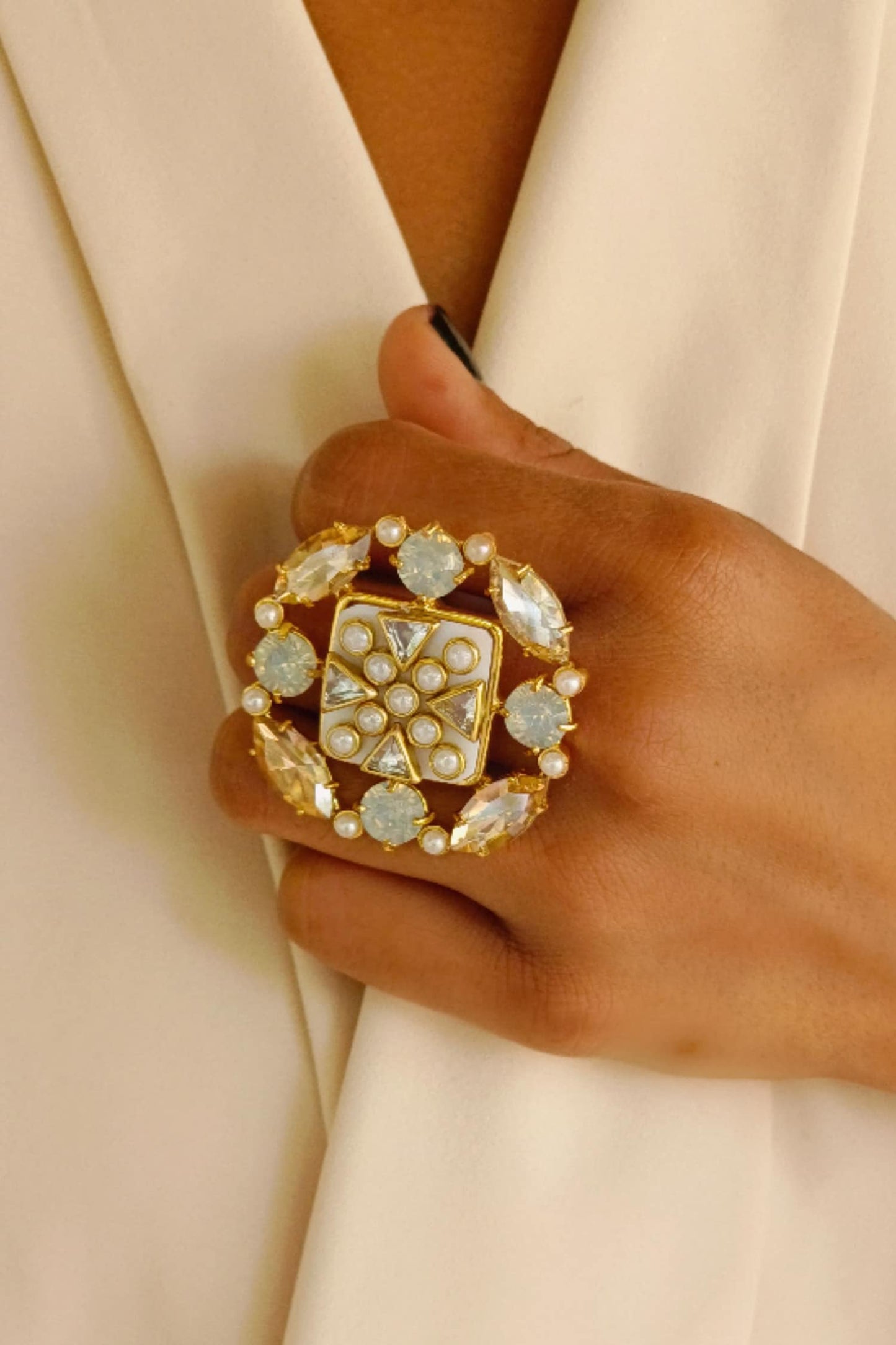 Suhaaya Mini Embellished Ring 
