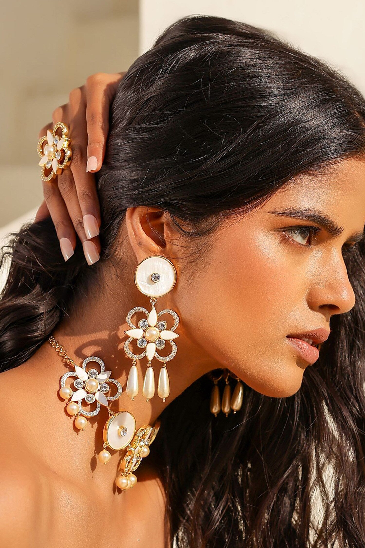 Gold Tone Floral Dangler Earrings 