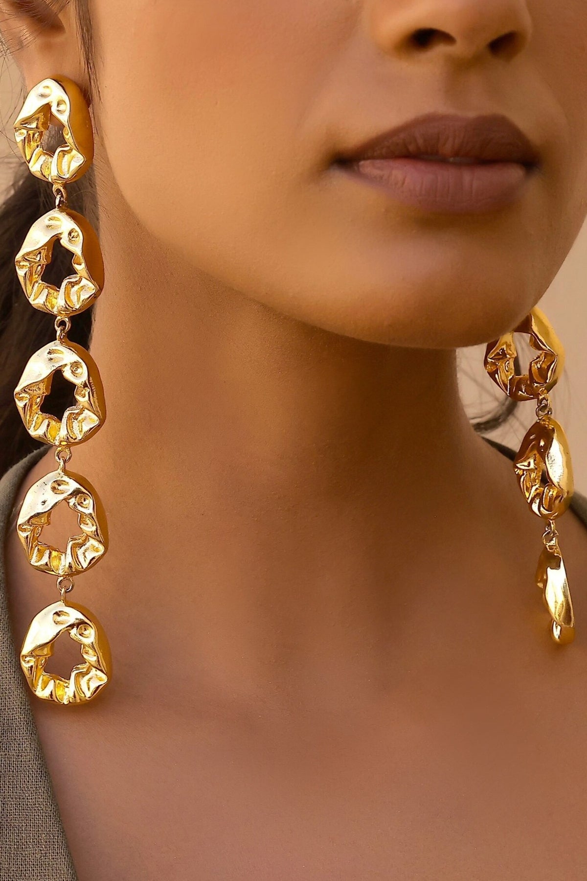 Textured Layered Earrings 