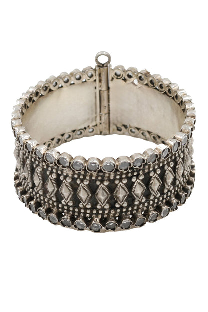 Radiant Splendor Handcrafted Silver Bangle 