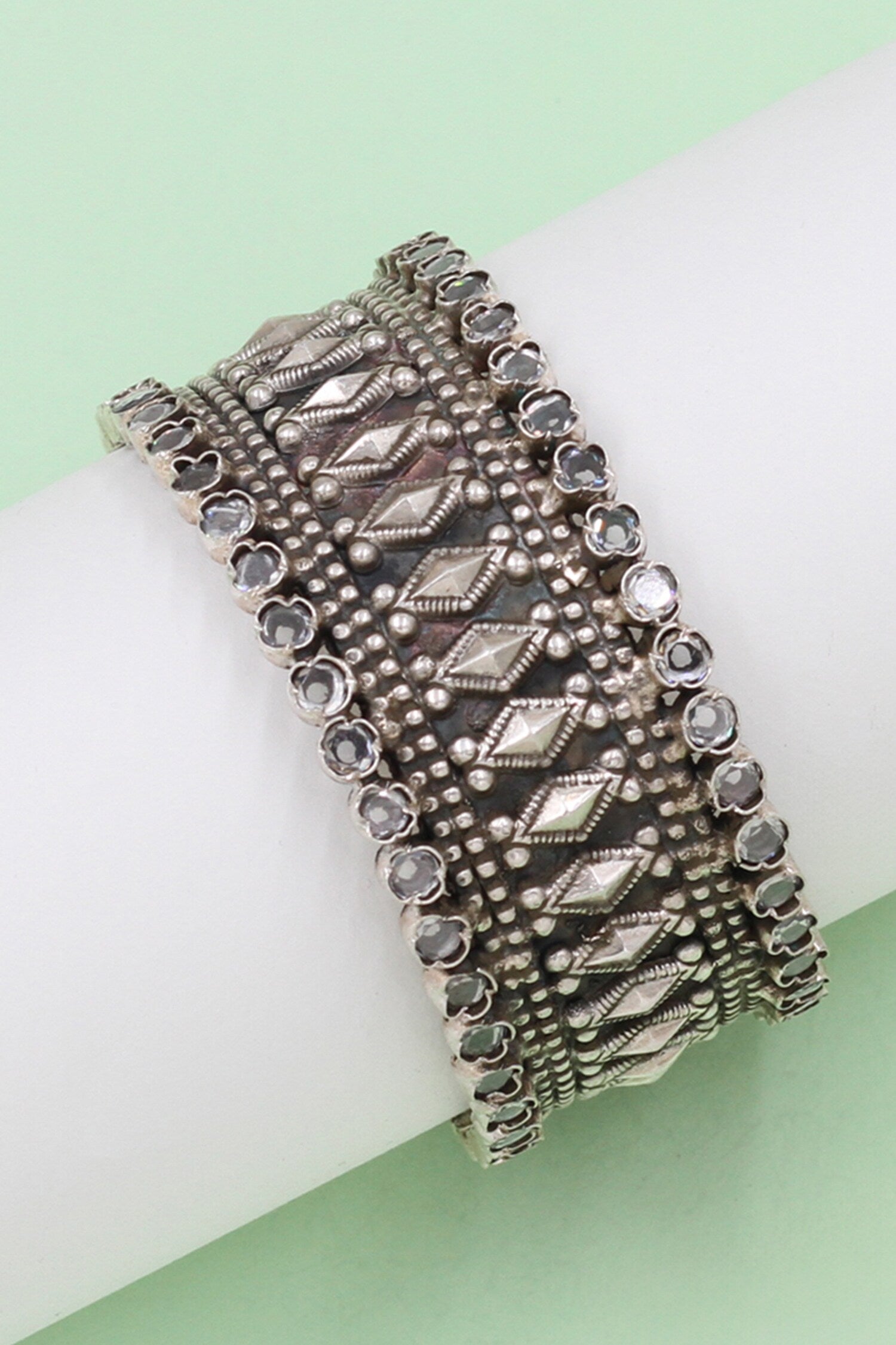 Radiant Splendor Handcrafted Silver Bangle 