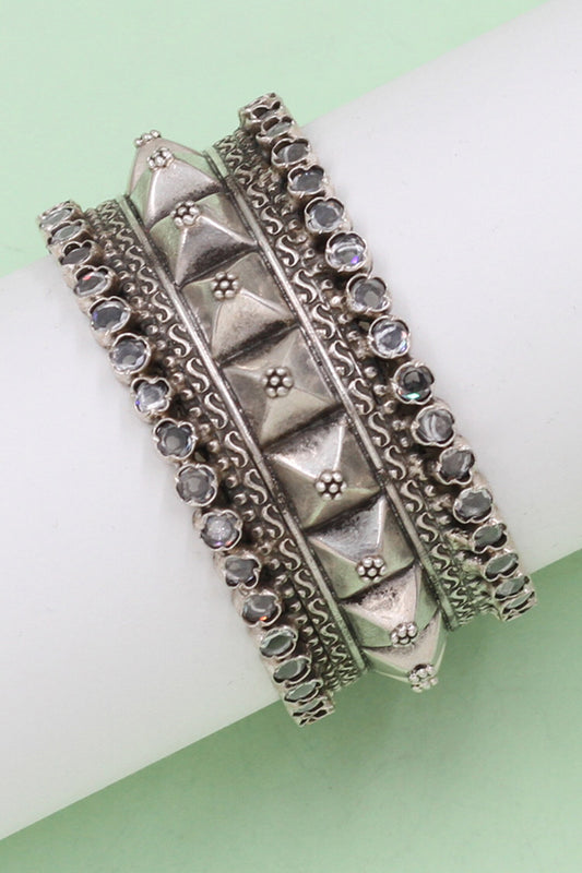 Handcrafted Silver Kundan Bangle 