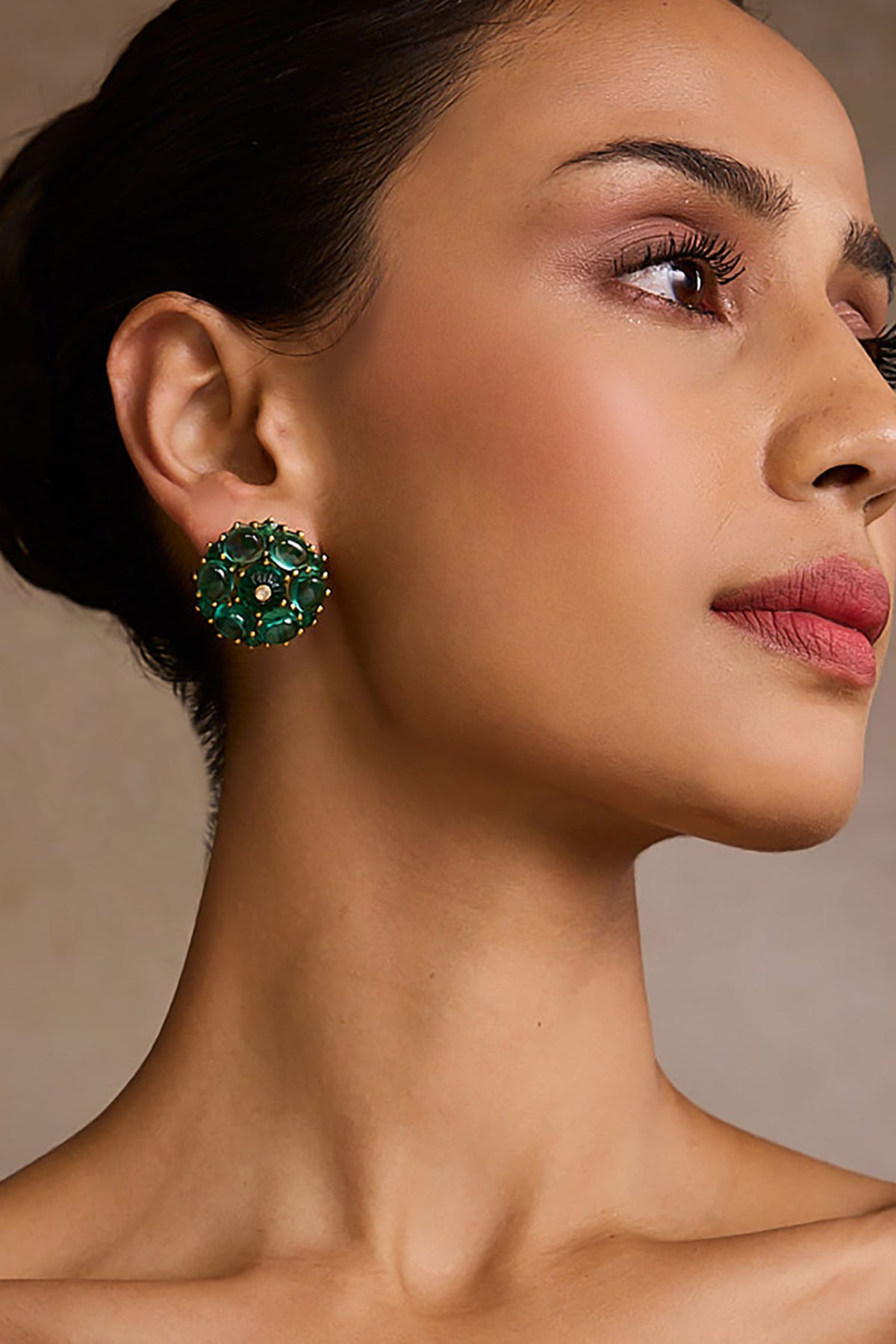 Emerald Cabochon Stud Earrings 