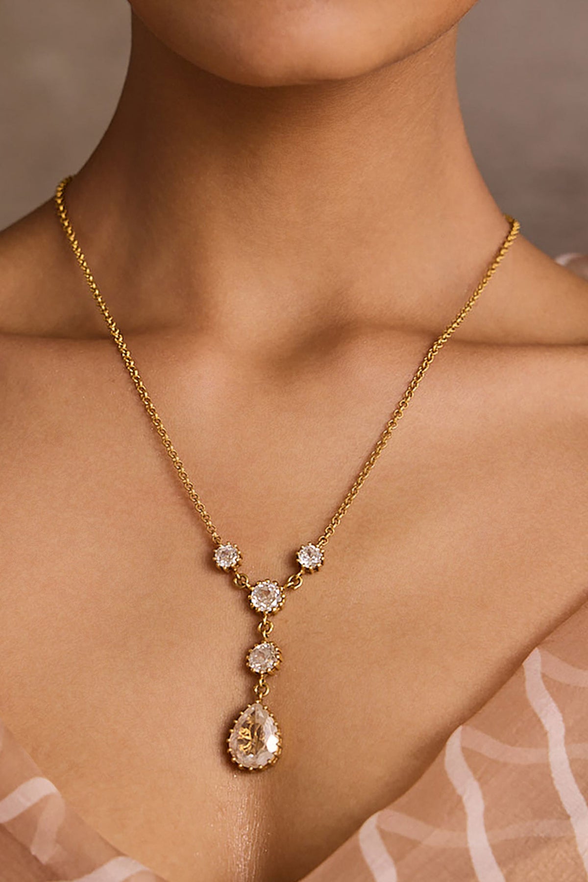 Zircon Silver Pendant Necklace 