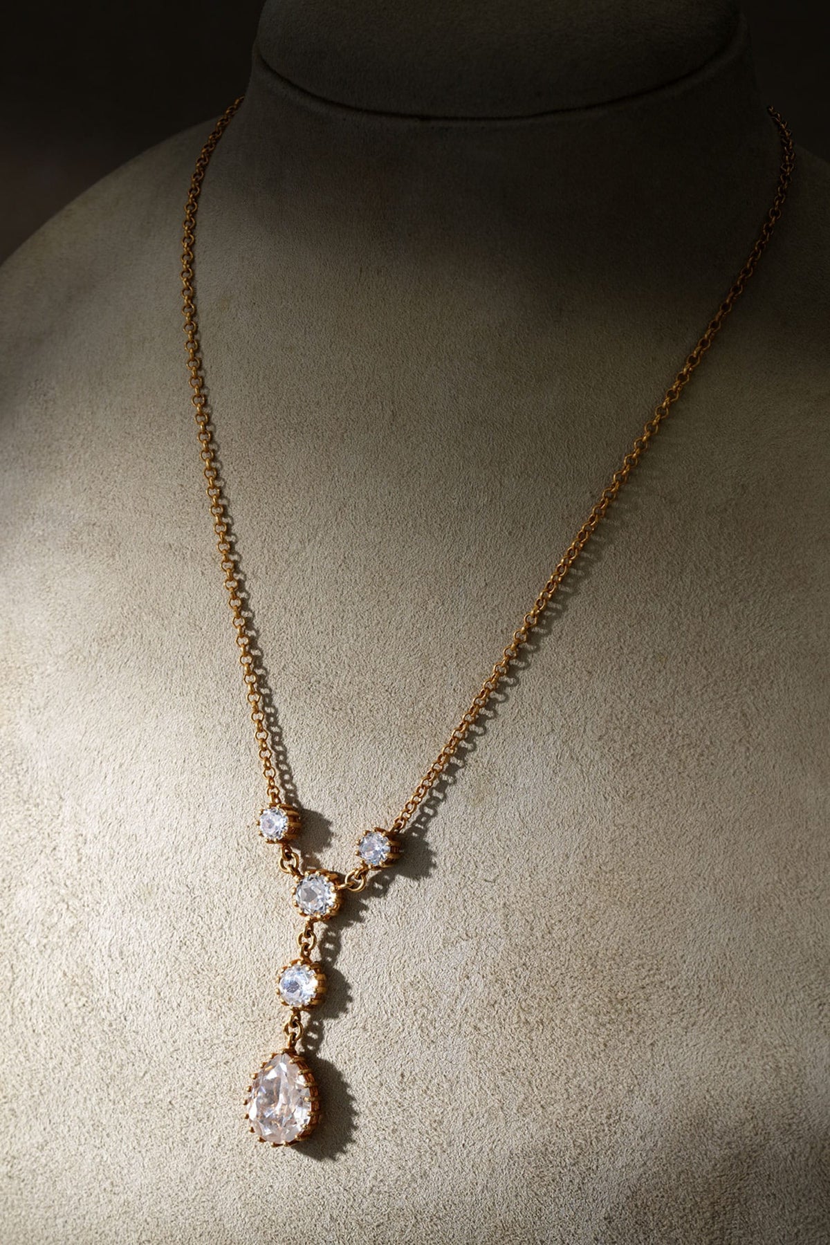 Zircon Silver Pendant Necklace 