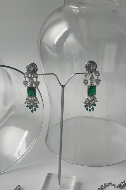 Zircon V Neck Choker Set  