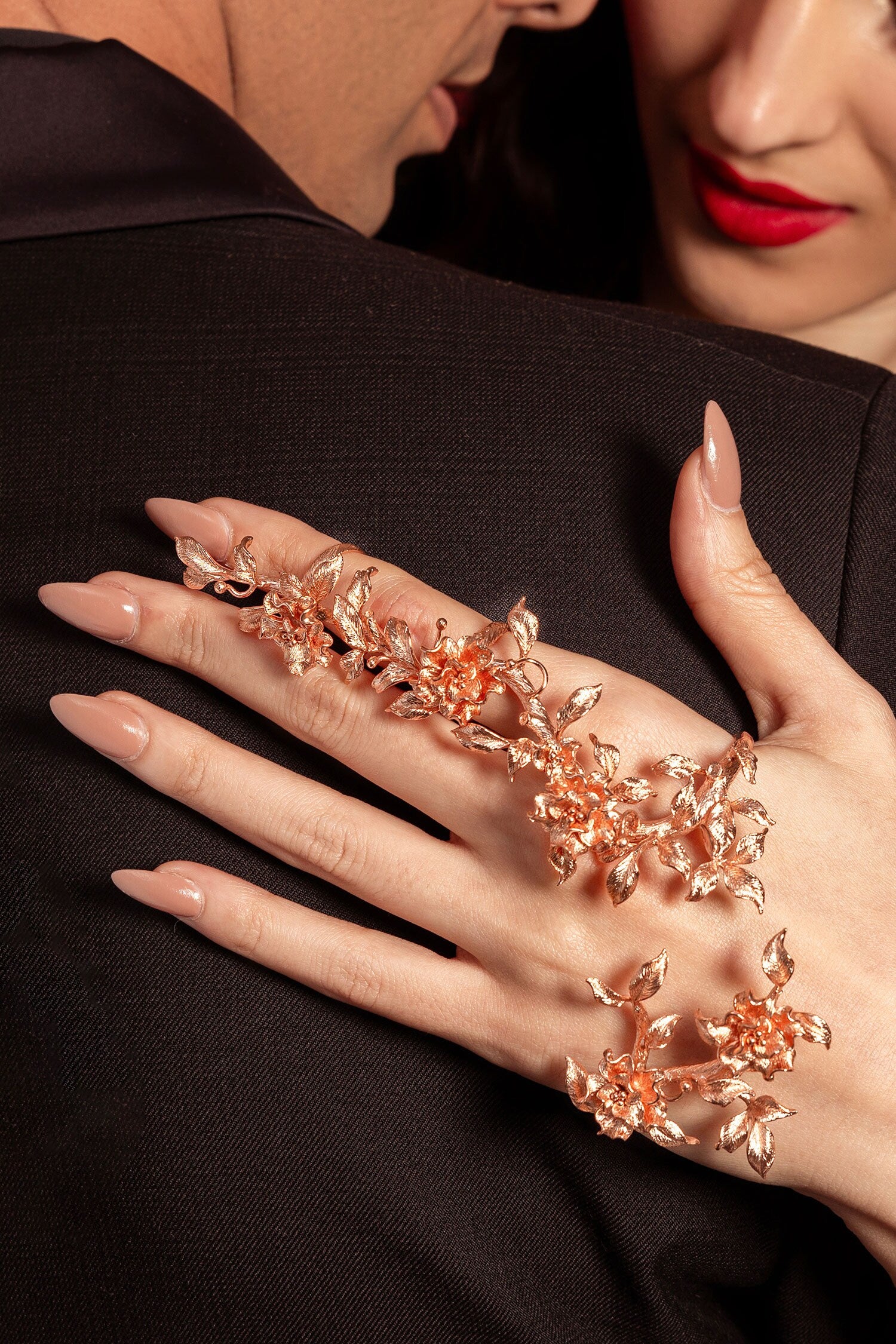 Blossom Hand Harness 