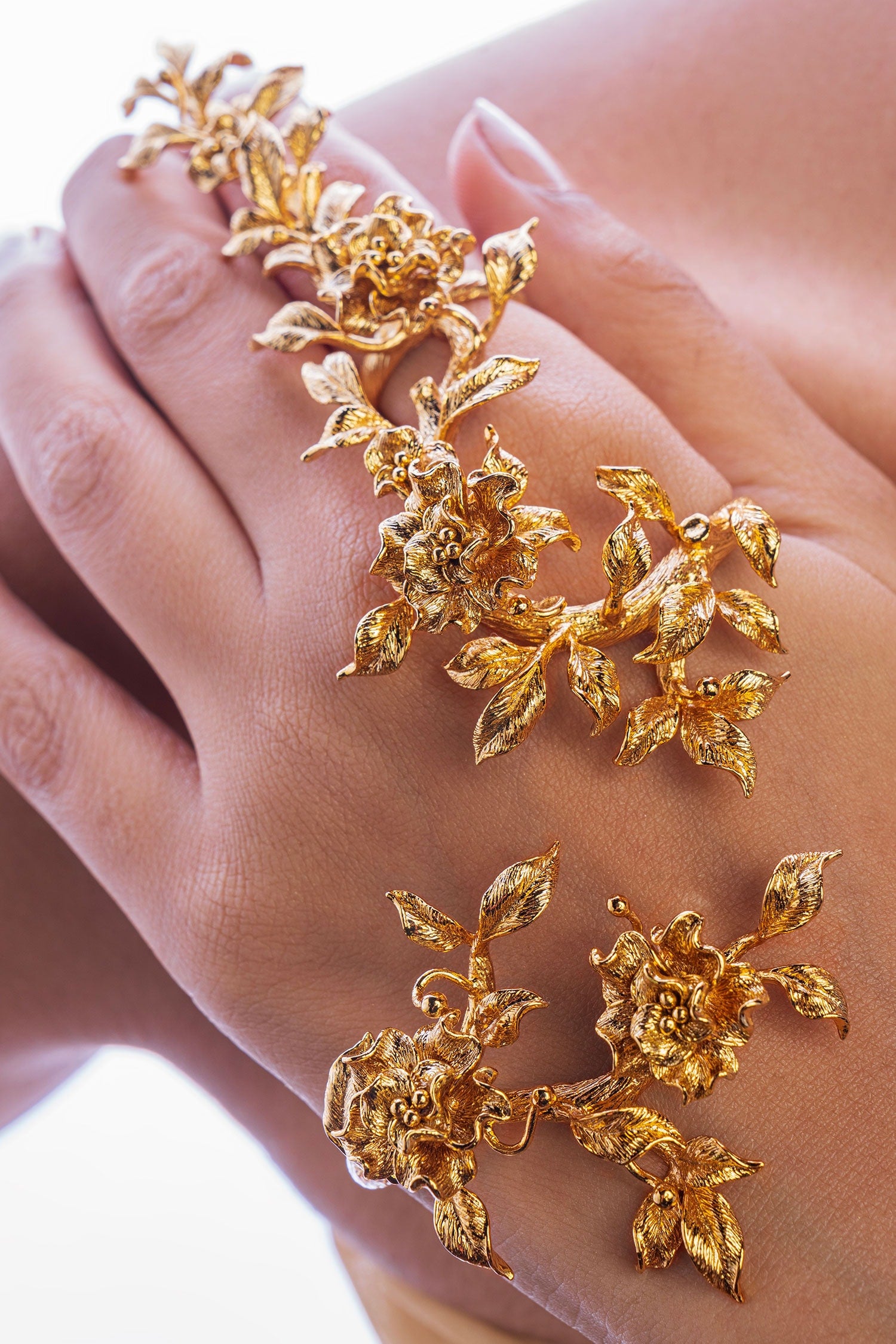 Blossom Hand Harness in 22k Rose Gold 