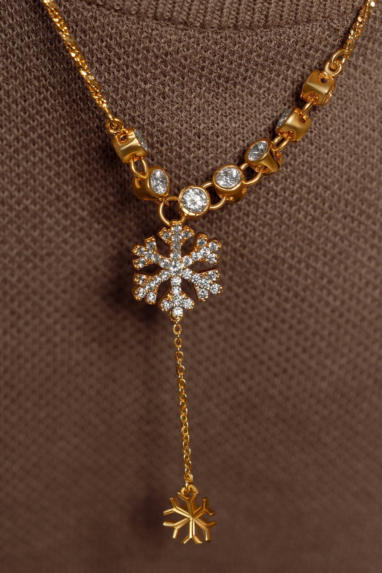 Petalia Pendant Necklace 