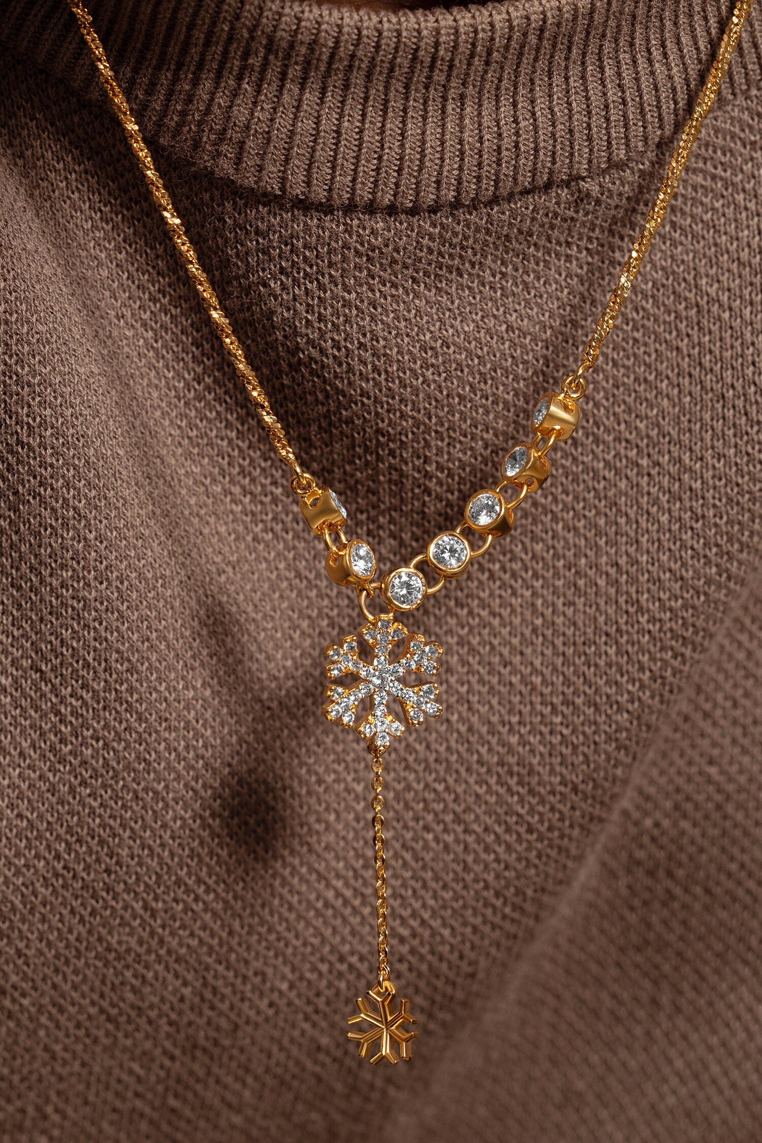 Petalia Pendant Necklace 