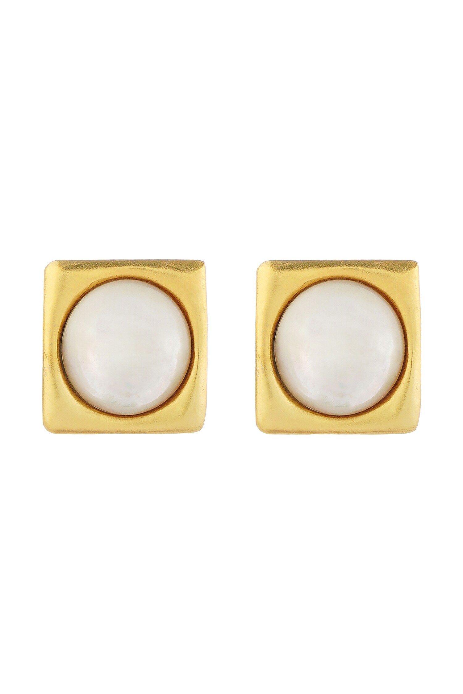 Live it Up Stud Earrings 