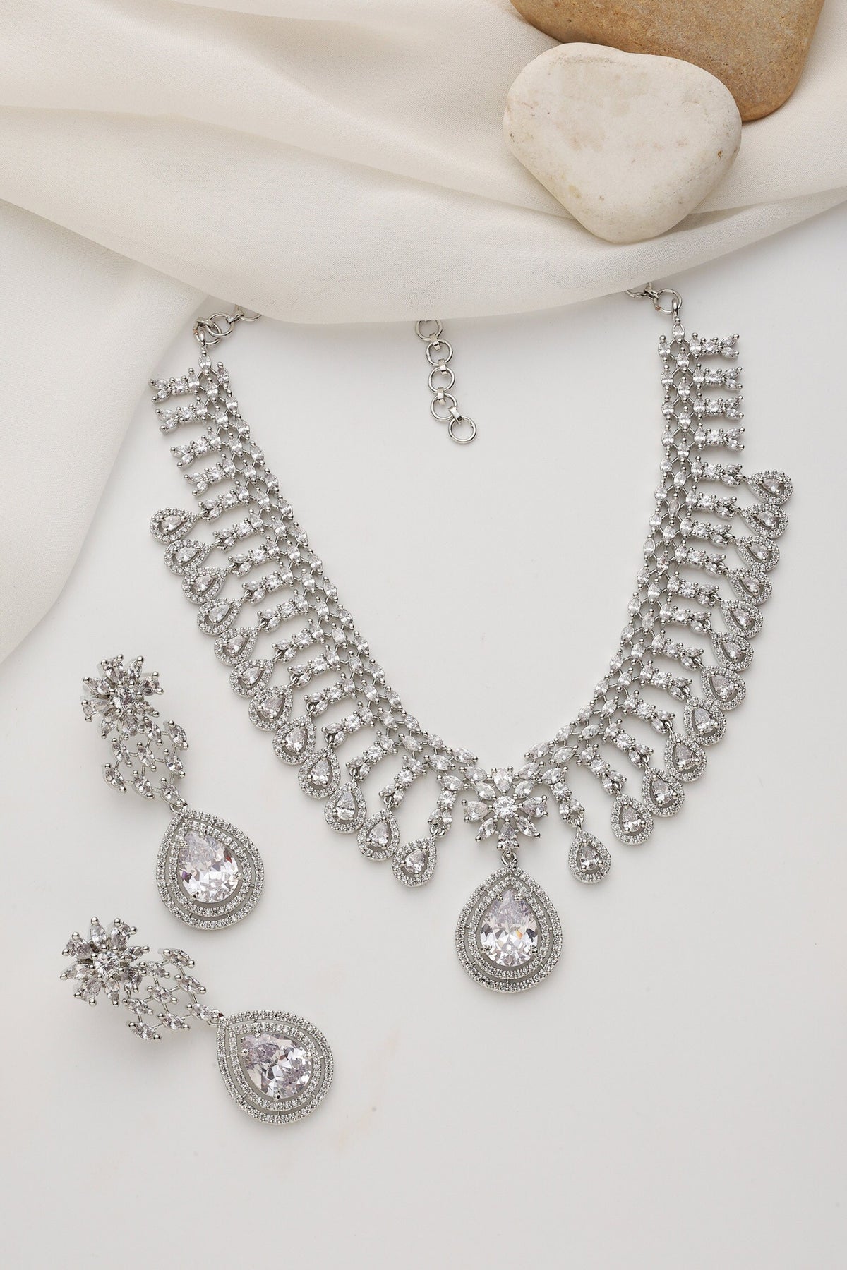 White Silver Zirconia Necklace Set 