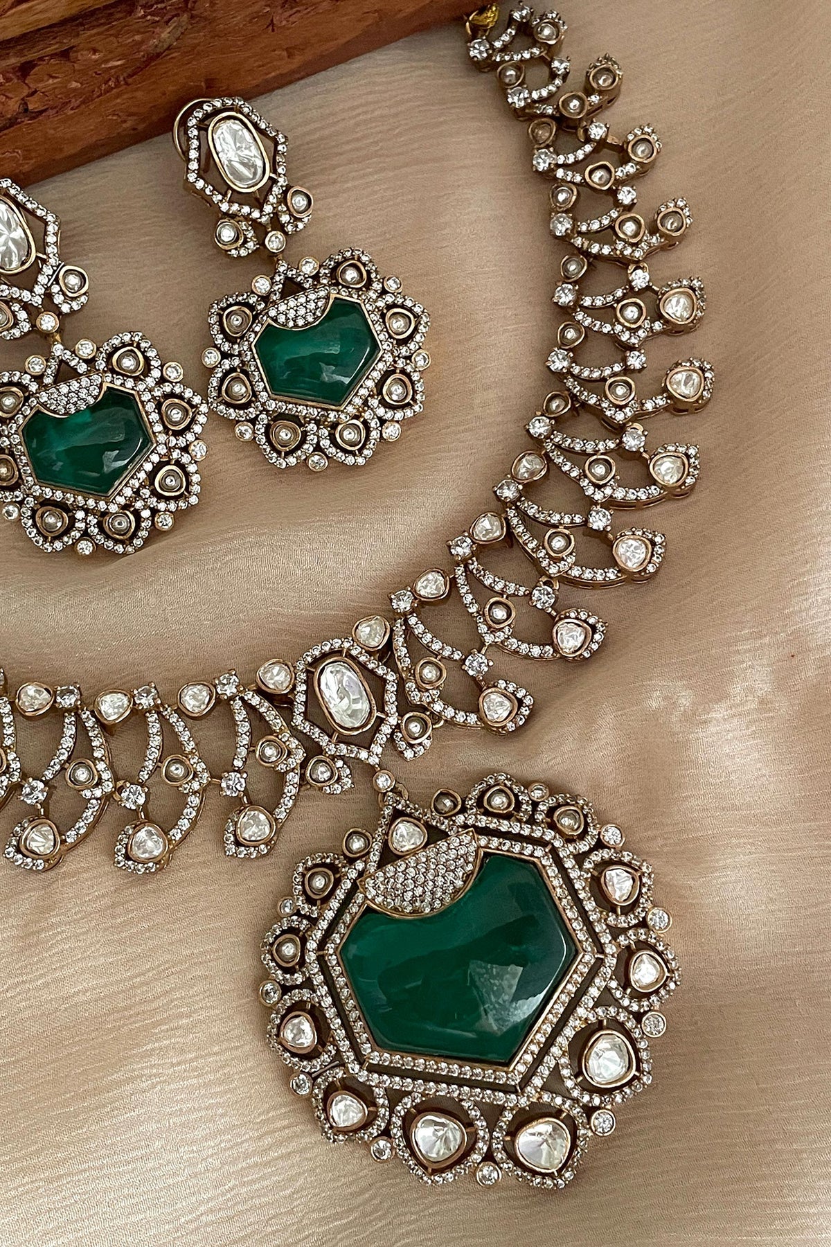 Green Designer Necklace & Earring Set 