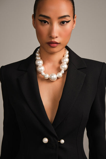 The Raya Pearl Brooch 