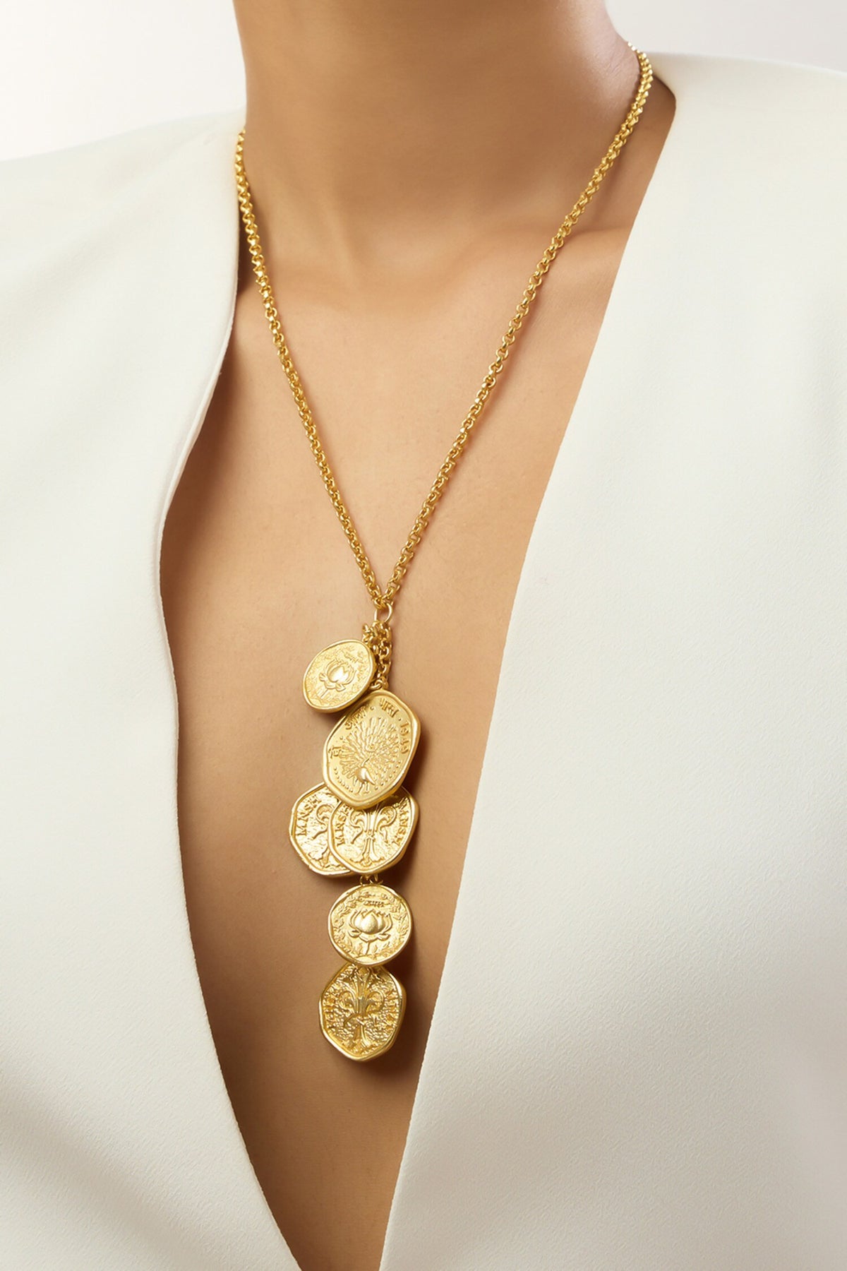 Mor Kamal Long Chain Necklace 
