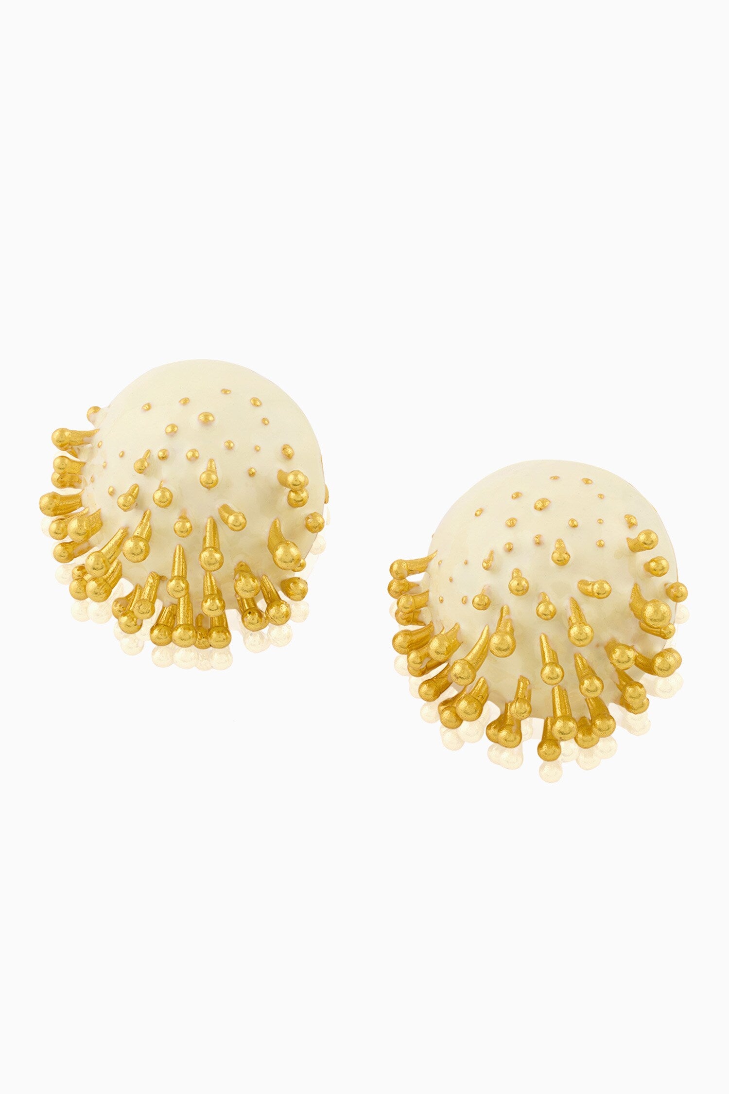 Vine Round Studs 