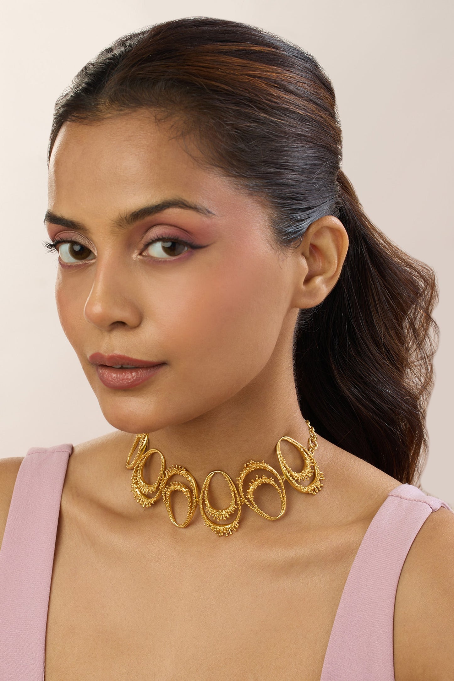 Vine Oval Choker 