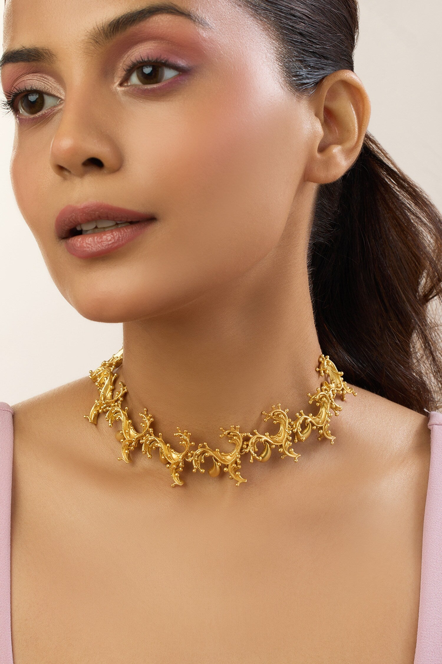 Amour Drop Choker 