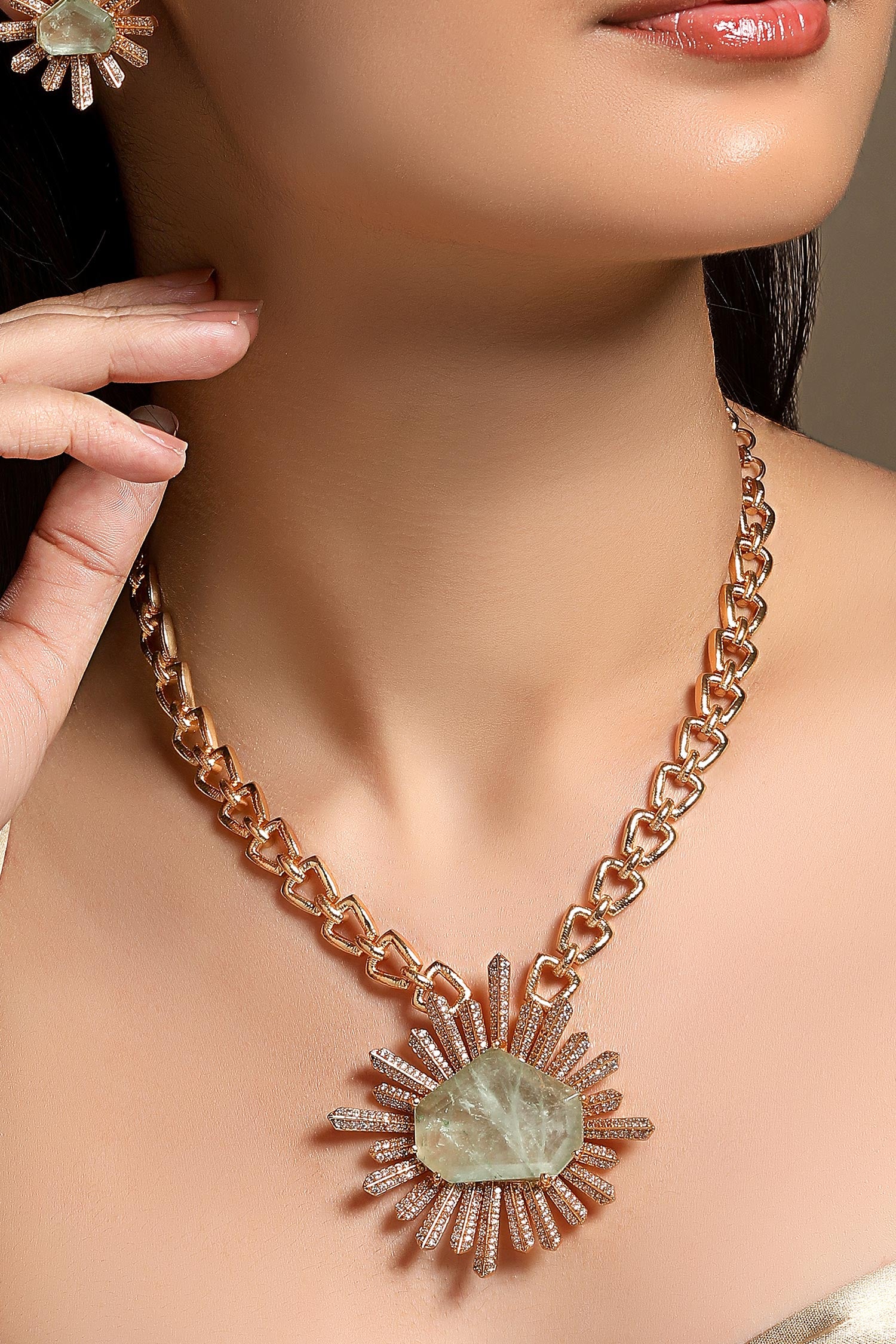 Gold Mint Designer Jewelry Set 