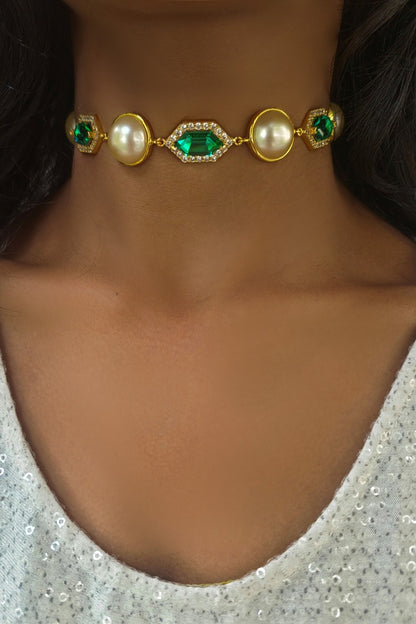 Emerald Crystal Pearl Choker 