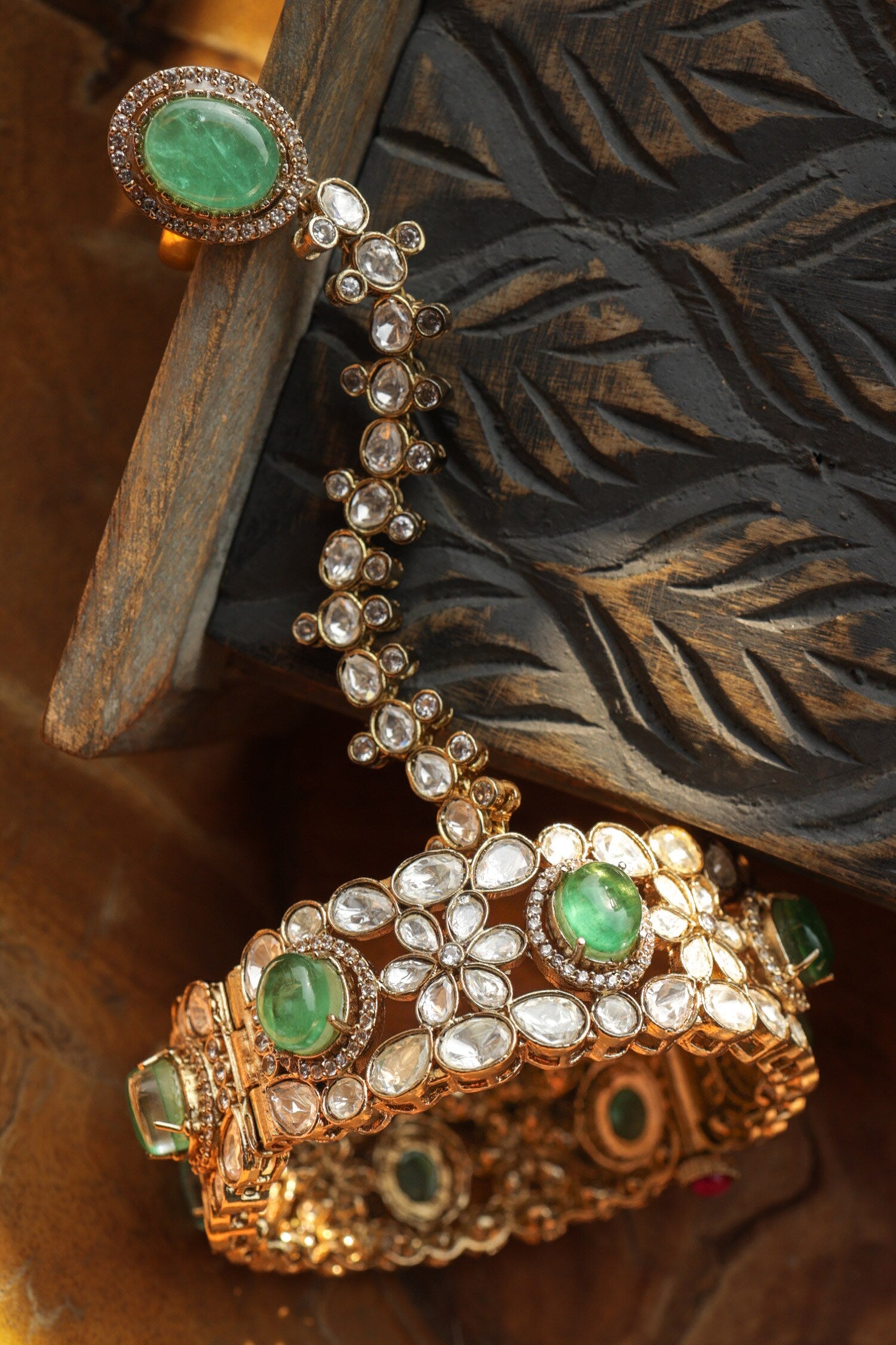 Mint Polki Statement Hathphool 