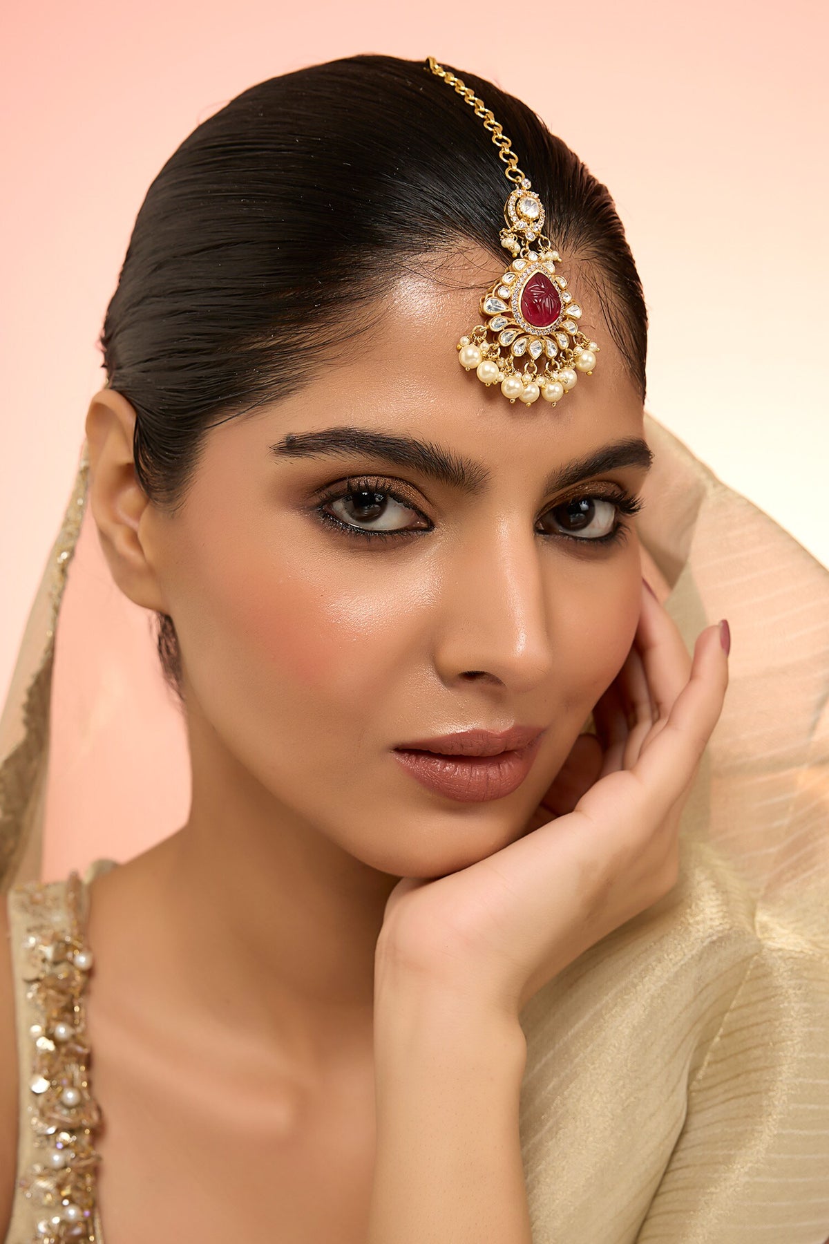 Designer Taavir Maangtikka 