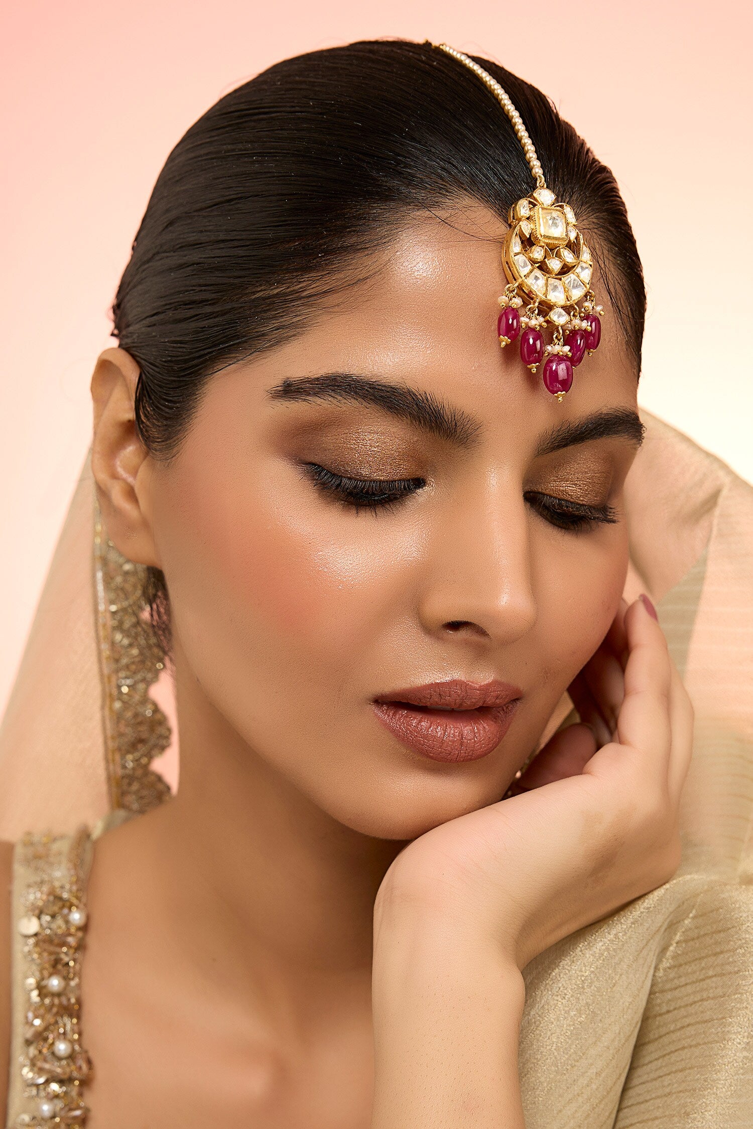 Ashi Maangtikka with Red Beads 
