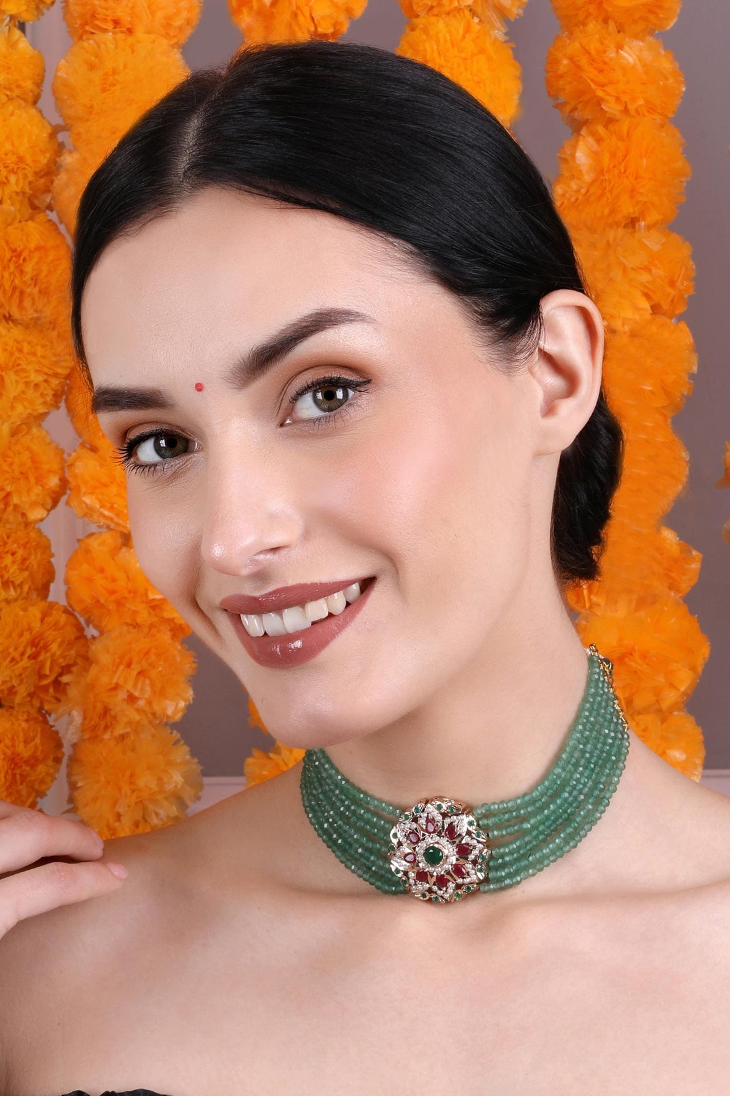Royal Emerald Beaded Choker 