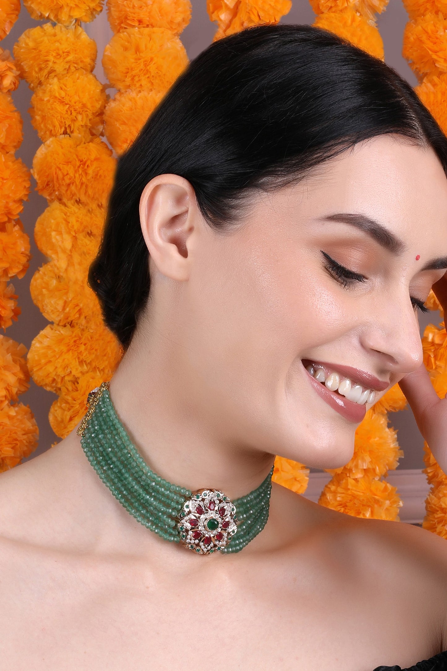 Royal Emerald Beaded Choker 