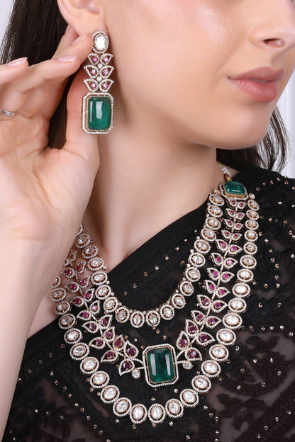 Queen Vic Emerald & Ruby Kundan Set 