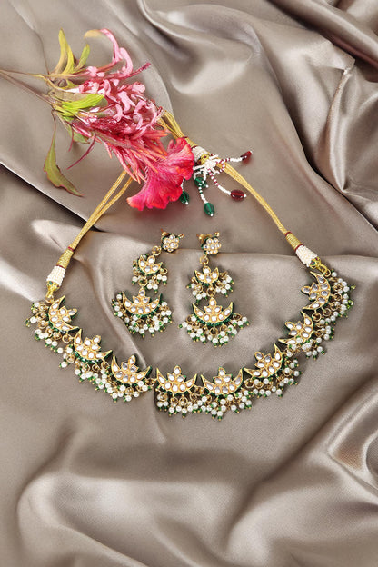Ariana Kundan Choker Set with Earrings 