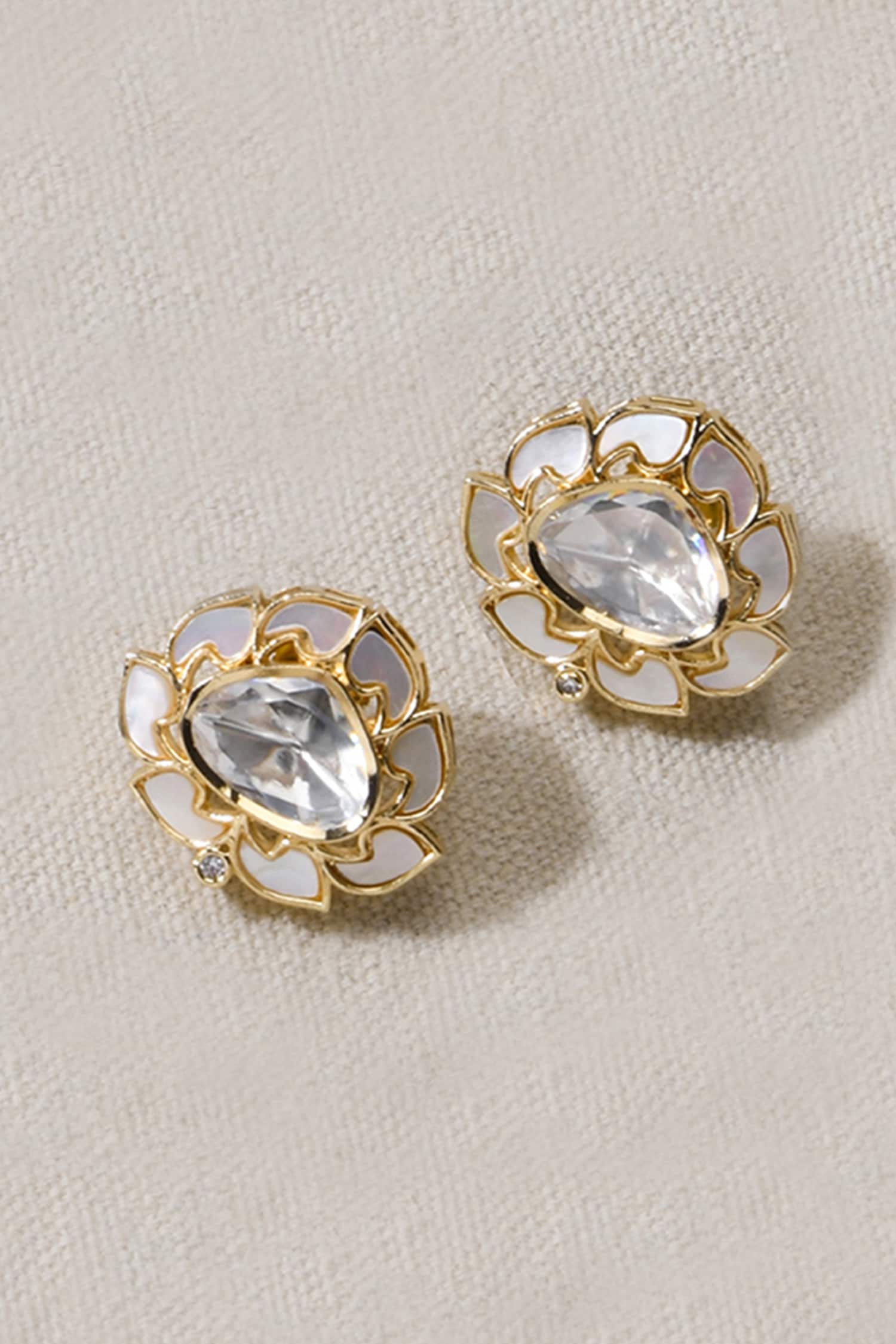 Gold Enchanted Echo Earrings 