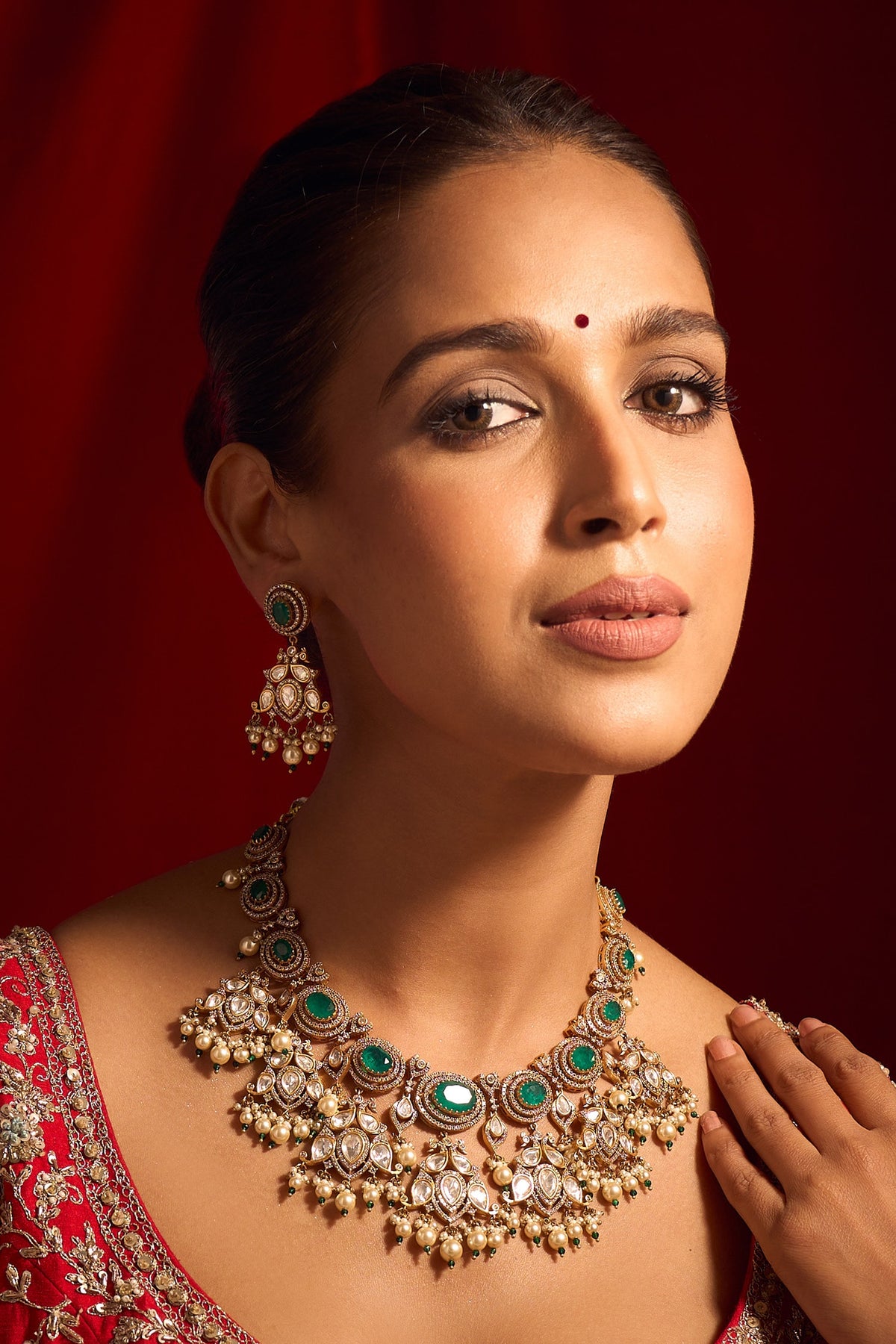 Kundan Green Brass Necklace & Earring Set 