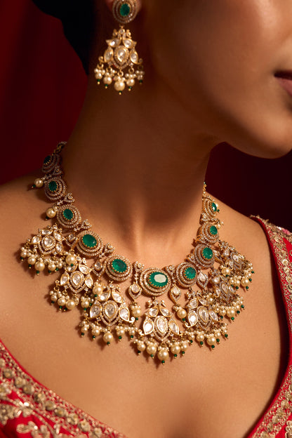 Kundan Green Brass Necklace & Earring Set 