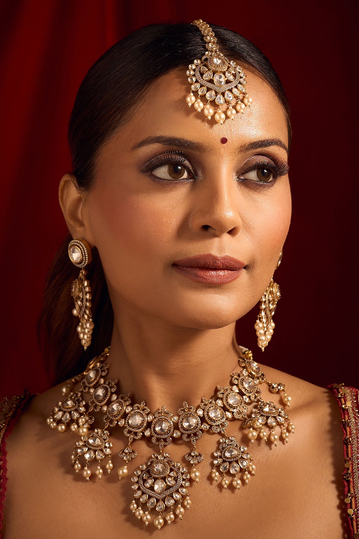 Kundan White Brass Jewelry Set 