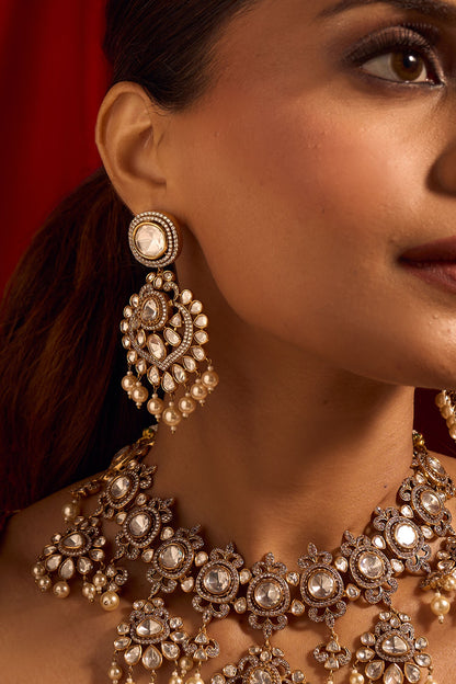 Kundan White Brass Jewelry Set 