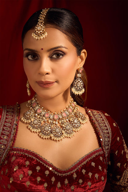 Kundan Pink Brass Jewelry Set 