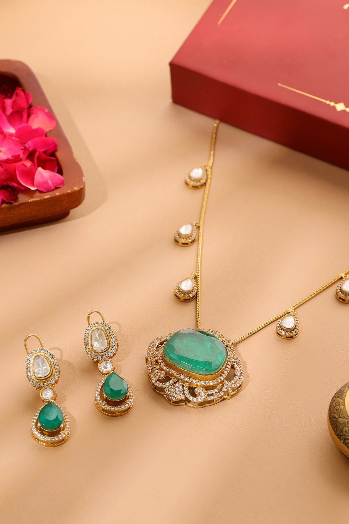 Natural Stones Antique Finish Earrings and Necklace Set 