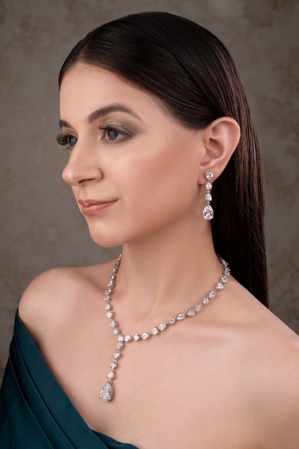 Silver Designer Necklace & Earring Set 