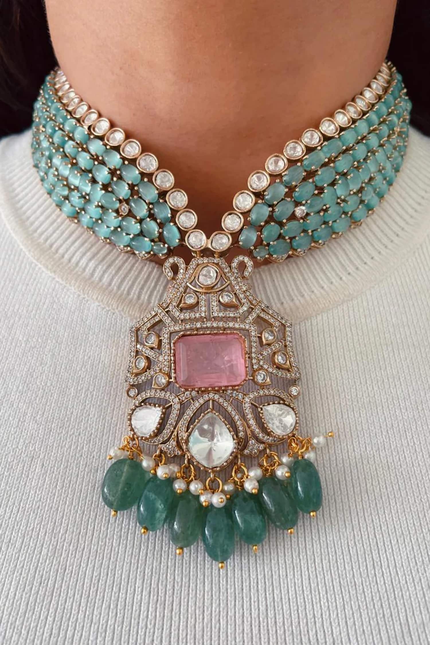 Queen Turquoise Emerald Necklace Set 